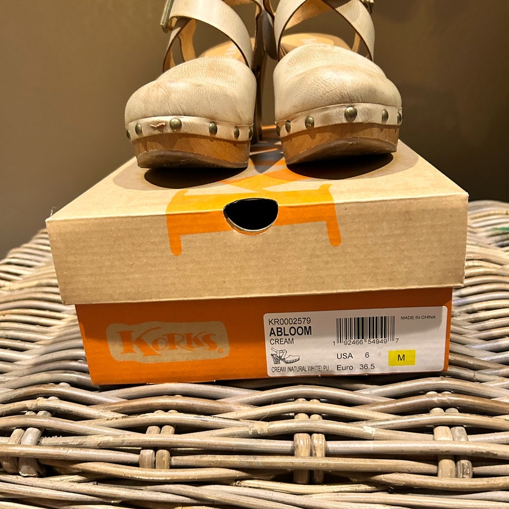 Very light and comfortable